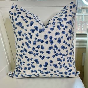 Ballard Designs Mira Blue Fabric 20x20 Pillow